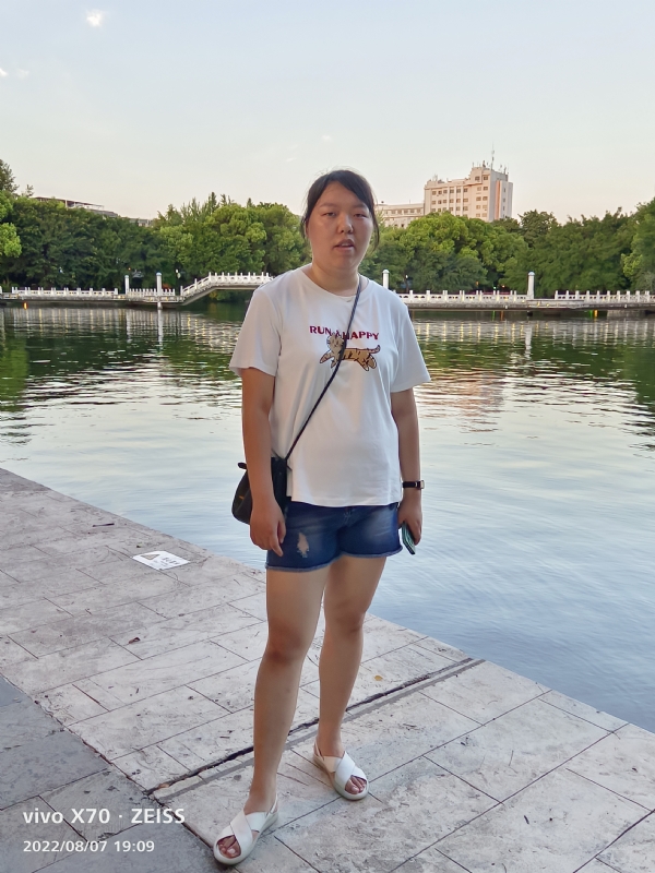 幸福触手可及的第一张照片--广西红颜知己交友网